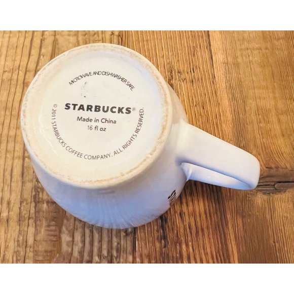 2011 Starbucks Coffee Co. Coffee Cup Mug 16 fl. oz. Green & White Logo - Picture 7 of 9